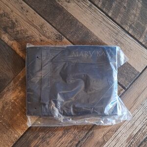 Mary Kay Elegant Black Organizer